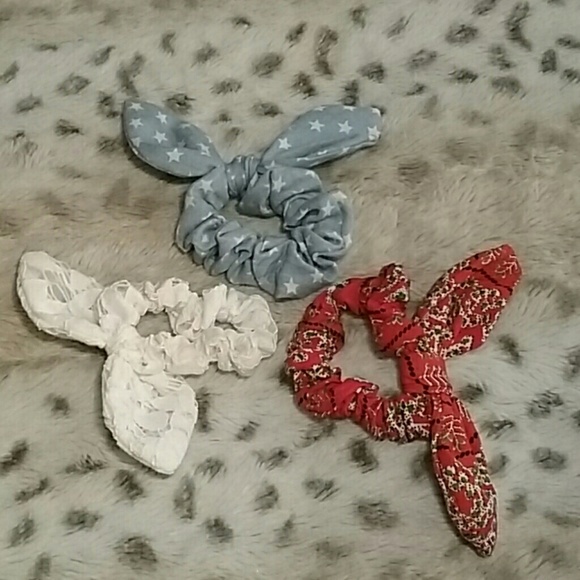 Francesca's Collections Accessories - ☆SOLD!☆ Scrunchies